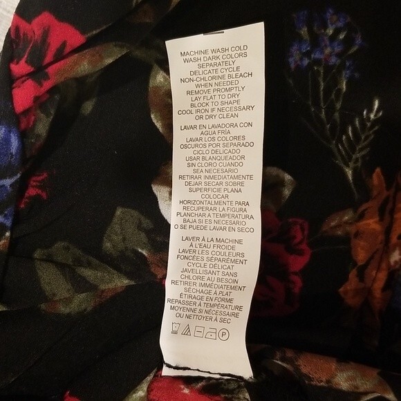 KENSIE Floral print wrap dress ruffle accent long sleeve v-neck black size M new - Picture 13 of 13